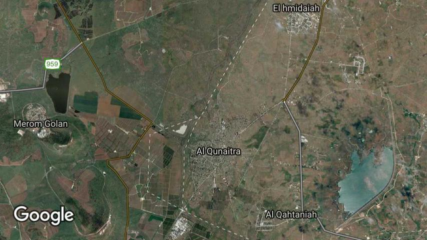 Der Ort Merom Golan liegt direkt unterhalb der Aussichtsplattform. Im Süden ist ein Tal des "Tals der Tränen" zu sehen. Im Osten liegt syrisches Gebiet.