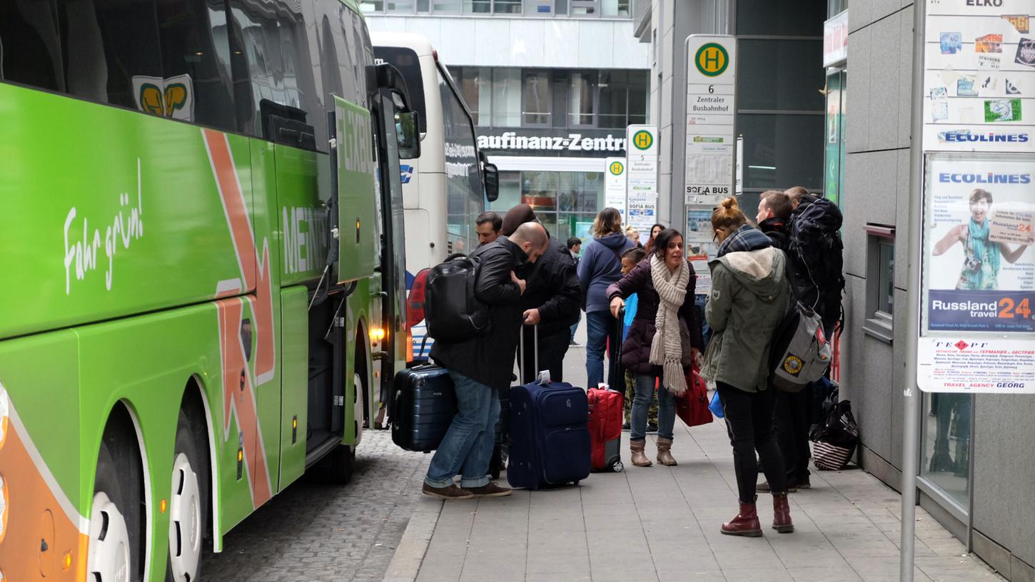 Der ZOB in Nürnberg belegt in einem Ranking des ADAC den letzten Platz - von elf getesteten Fernbus-Terminals schnitt der Nürnberger am schlechtesten ab. 
