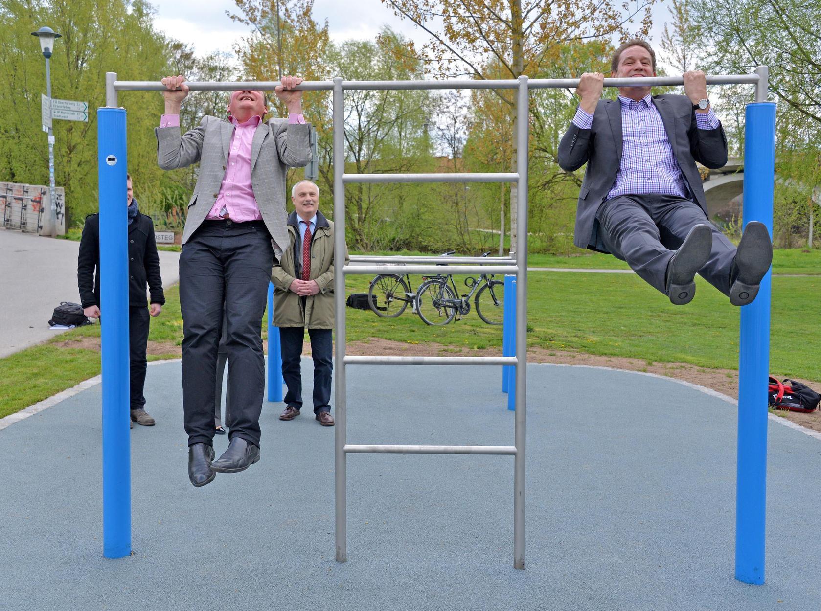 Calisthenics-Geräte möbeln Fürther Wiesengrund auf - Fürth | Nordbayern