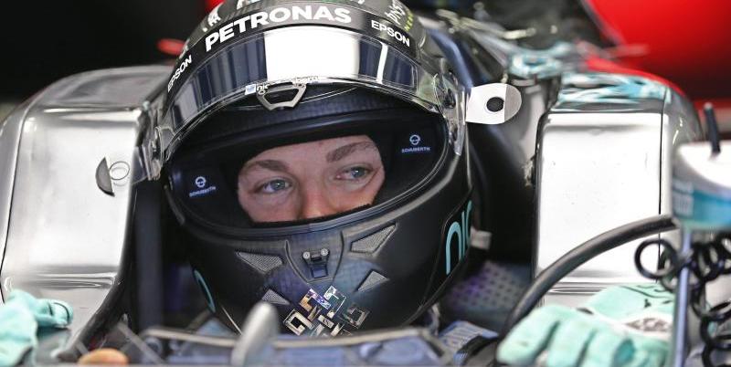 Unter Druck: Nico Rosberg muss nach Spielberg eine Antwort geben.