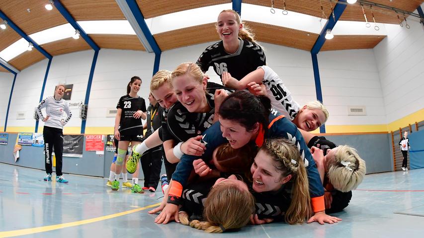 Aufstieg und Meister: HG Zirndorf feiert Handball-Sensation