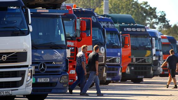 Parsberg: Dieb im roten Pulli klaut Lkw-Rampen - Neumarkt - Nordbayern.de