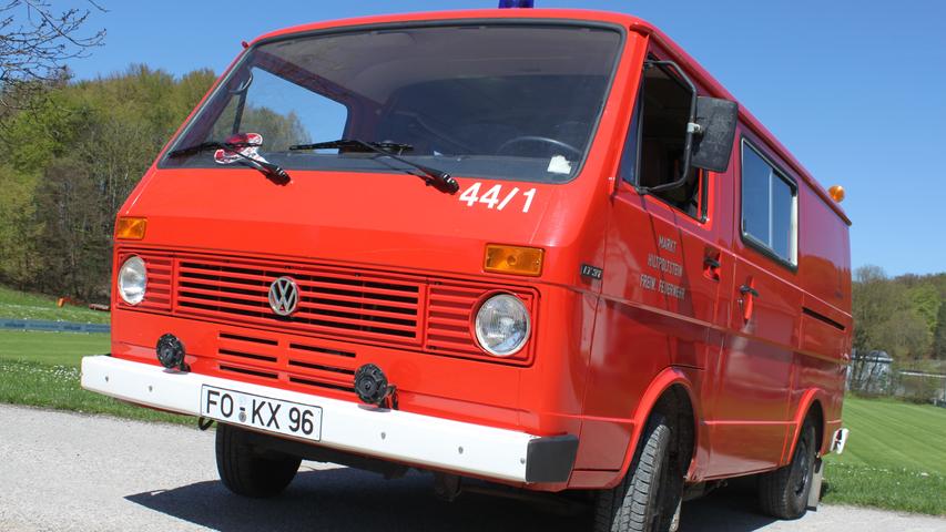 Der VW-Transporter (Baujahr 1979) der Modellreihe LT fährt noch bei der Hiltpoltsteiner Feuerwehr Einsätze - wenn auch mit Ächzen und Stöhnen. Denn bei aller Liebe: 75 PS sind nicht für die Höhenzüge des Oberlands geschaffen.