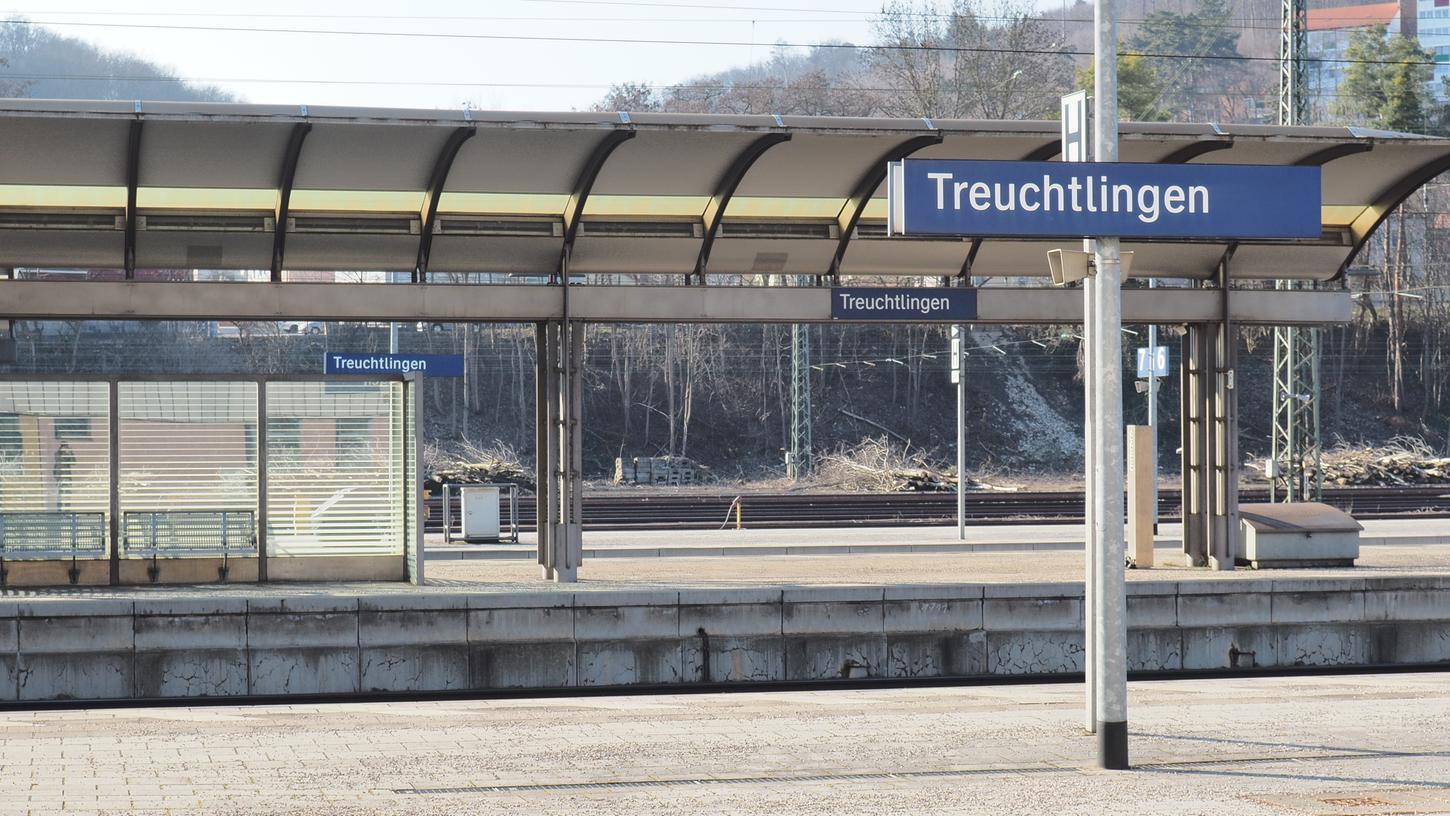 Zwar sollen bald neue und moderne Triebwagen zwischen Treuchtlingen und Nürnberg fahren, was die Bahnkunden sicherlich freut. Allerdings entfallen ab dem 10. Dezember einige Verbindungen.