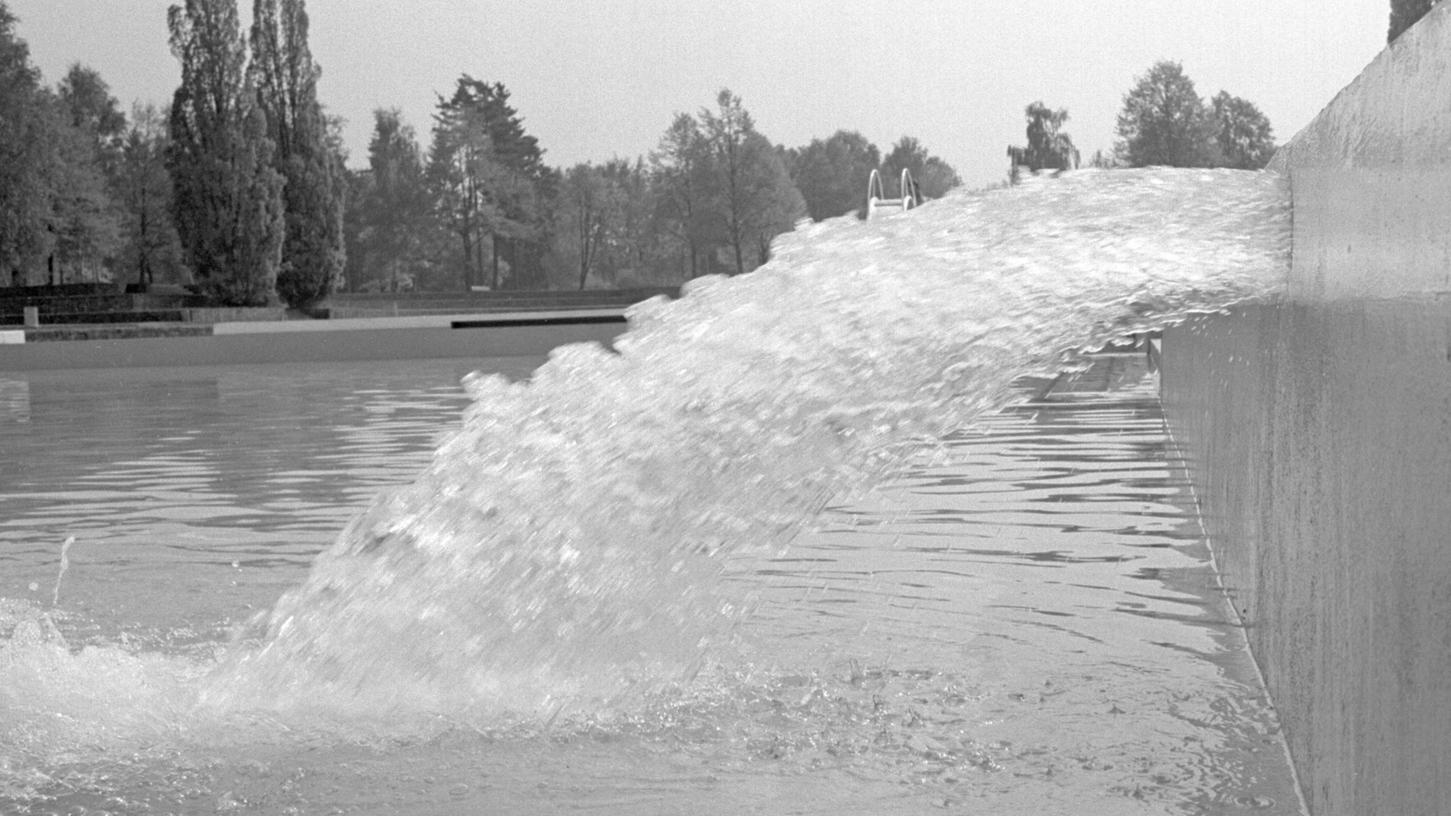 12. Mai 1966: Millionen Liter Wasser laden ein