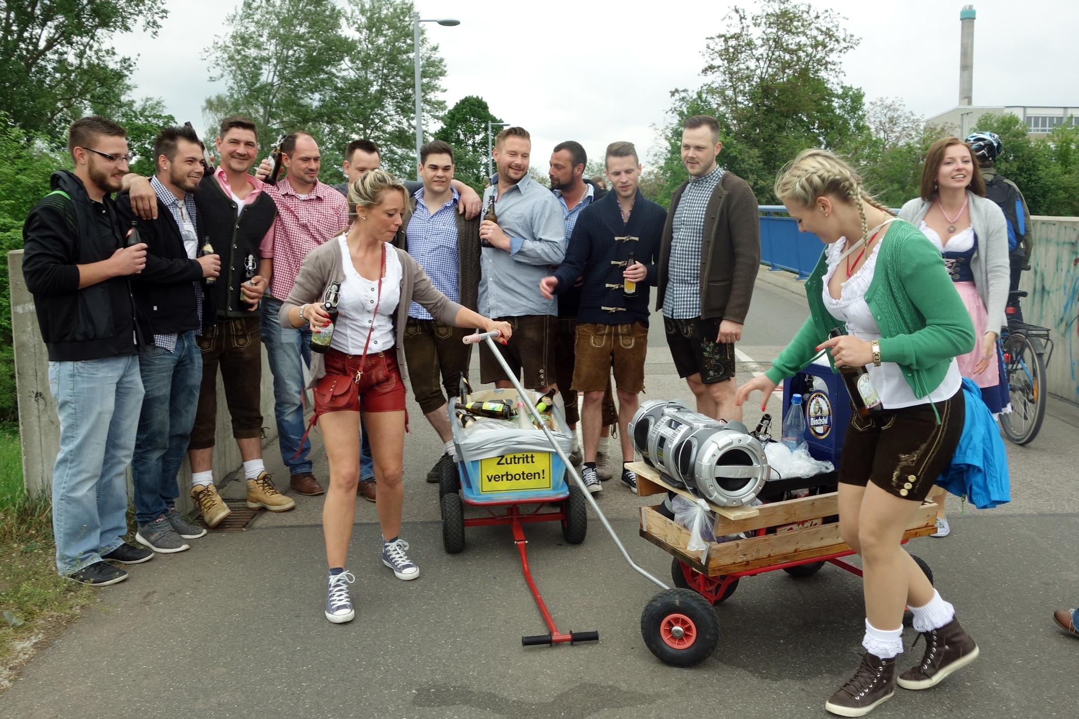 Kastenlauf zum Berg im Wiesengrund Nordbayern