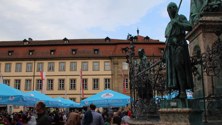 Edle Tropfen: Weinfest auf dem Bamberger Maxplatz