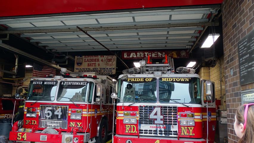 Engine 54 und Ladder 4, der "Stolz des New Yorker Zentrums" direkt am Times Square.