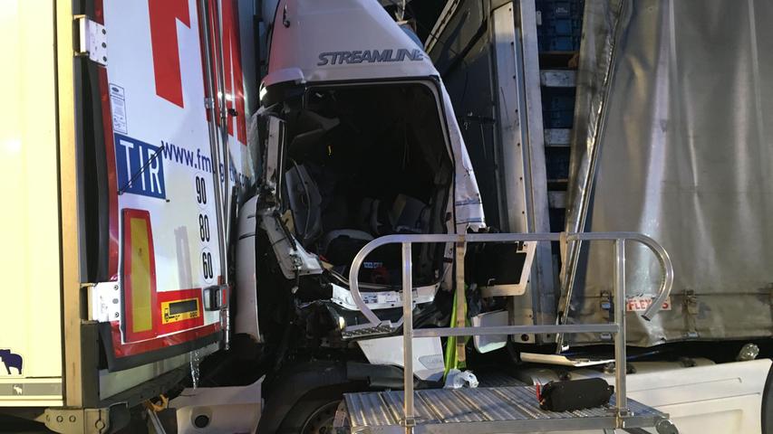 Schwerer Lkw-Unfall auf A6: 46-Jähriger stirbt