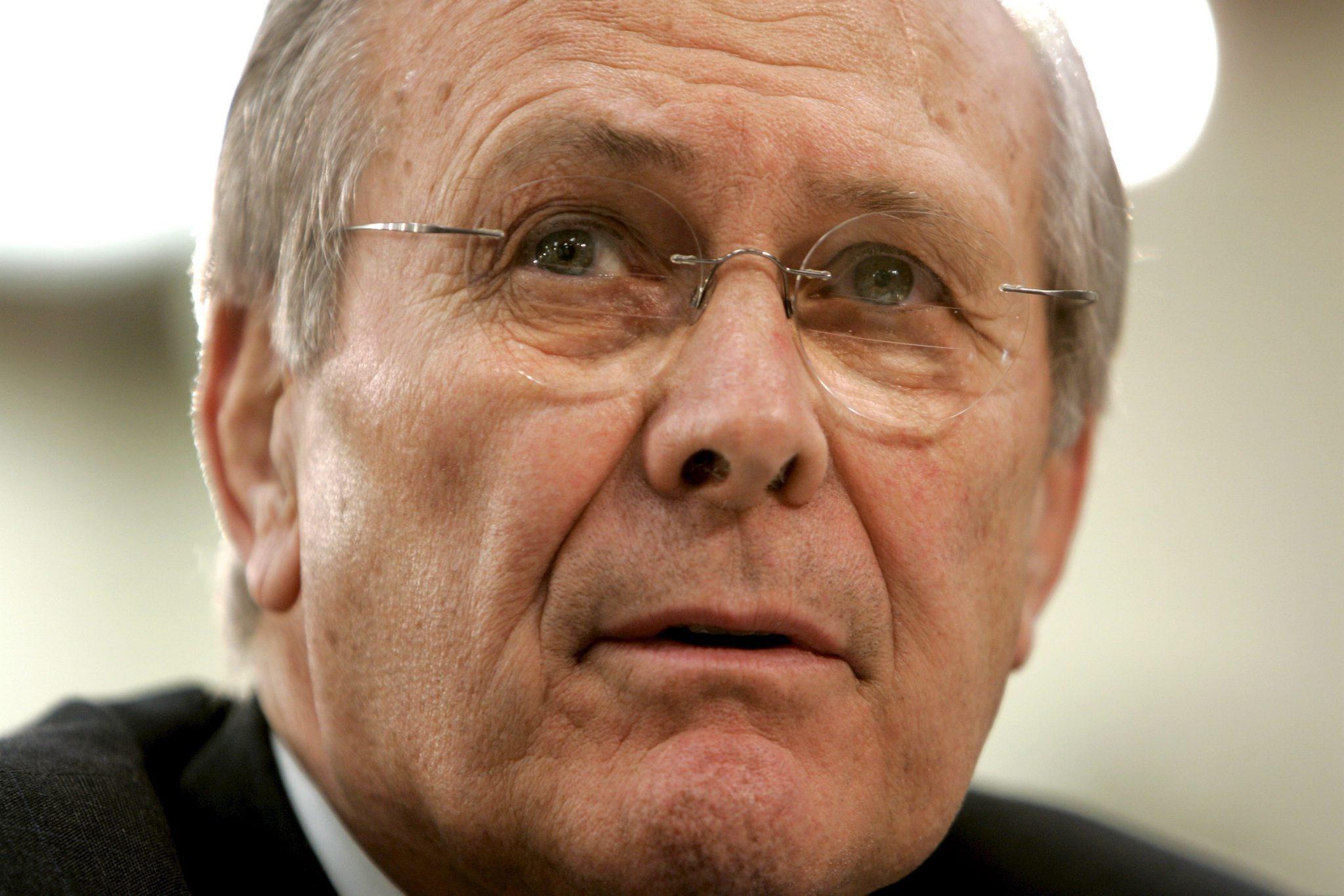 Ein Bisschen Reue In Donald Rumsfeld Memoiren Politik Nordbayern De