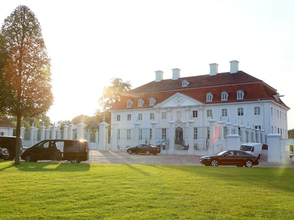 Schloss Meseberg in Brandenburg wurde schon desöfteren für Gespräche mit Politikern aus aller Wet genutzt.