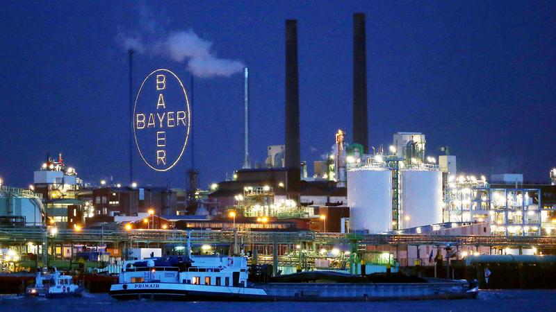 Das Werk der Bayer AG im Chemiepark in Leverkusen. Der Bayer-Konzern wollte den US-Agrarchemie-Riesen Monsanto für 62 Milliarden US-Dollar übernehmen.