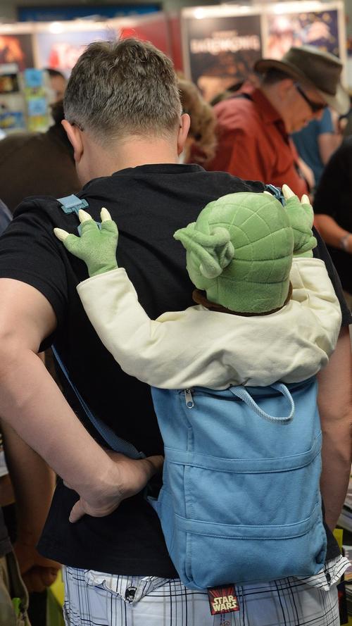 Kleiner Freund im Rucksack: Auch Meister Yoda war dieses Jahr unterwegs.