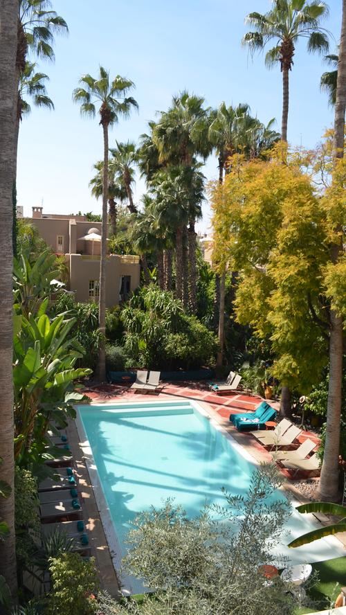 Riad heißen die traditionellen marokkanischen Stadthäuser, mit ihren schön angelegten Gärten in den Innenhöfen. Heute werden sie häufig als Hotels genutzt, wie hier das Riad "Les Jardins de la Medina" in Marrakesch.