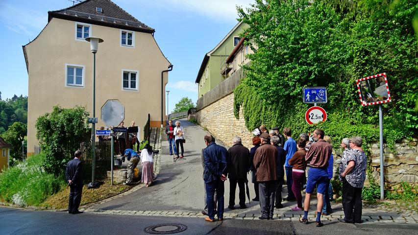 Gunter Demnig verlegt "Stolpersteine" in Neumarkt und Sulzbürg