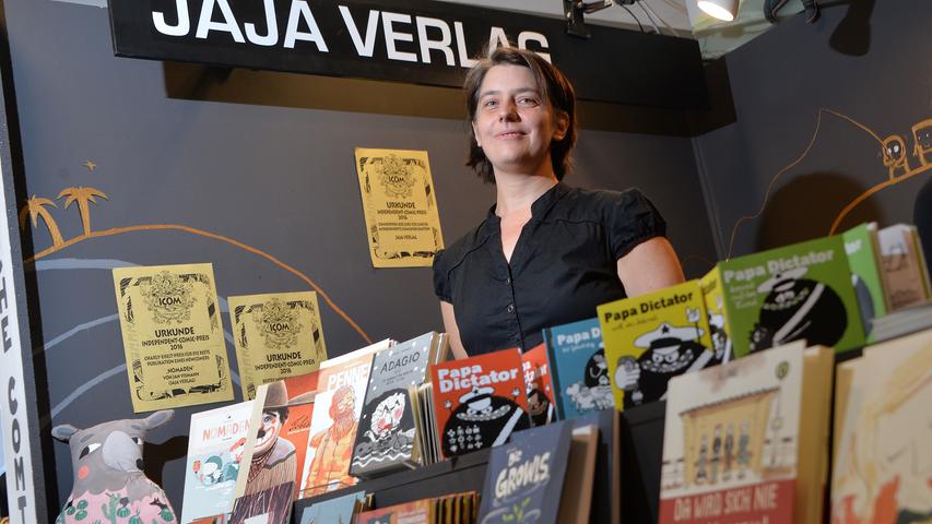 Die gebürtige Erlangerin Annette Köhn hatte besonderen Grund zu Freude - mehrere Comics von ihrem Jaja-Verlag gewannen am Vorabend Auszeichnungen bei der ICOM-Preisverleihung.