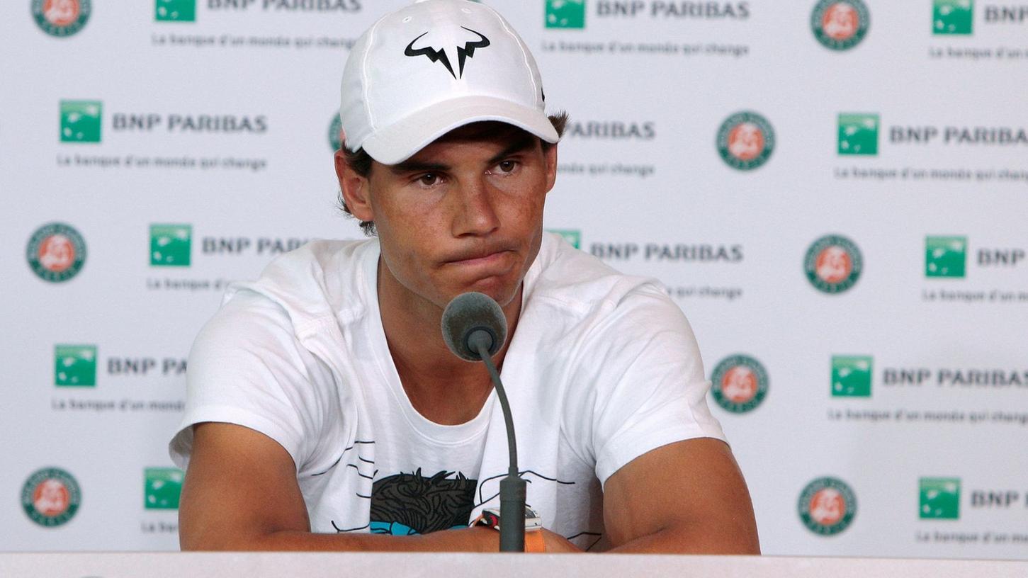 Enttäuscht: Aufgrund einer Handgelenksverletzung musste Rafael Nadal bei den French Open aufhören.