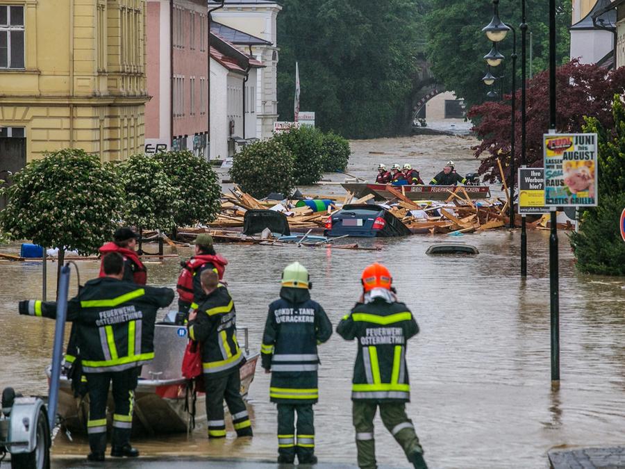 Hochwasser In Niederbayern Fordert Funf Todesopfer Region Nordbayern De