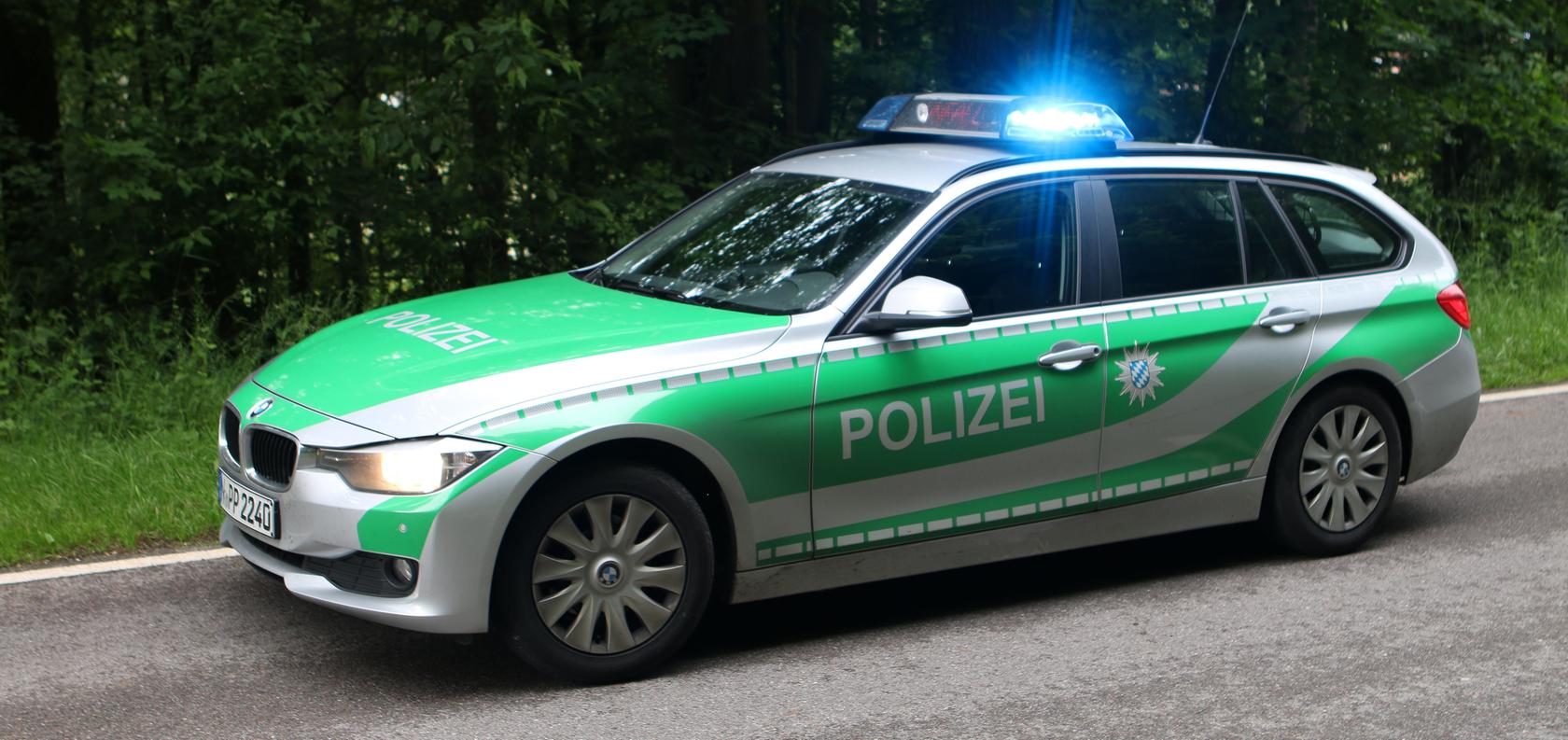 Bereits am Dienstag hat ein Mann in Oberasbach Landkreis Fürth mehrere Schülerinnen sexuell belästigt. Die Polizei bittet um Hinweise.