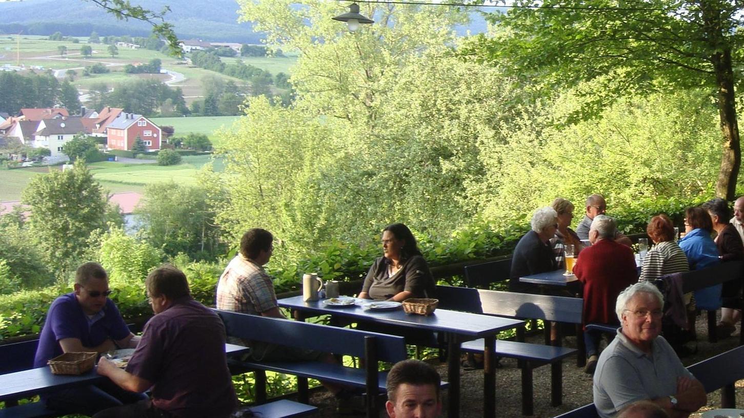 100 Erlebnis-Ausflüge in Frankens schönste Biergärten