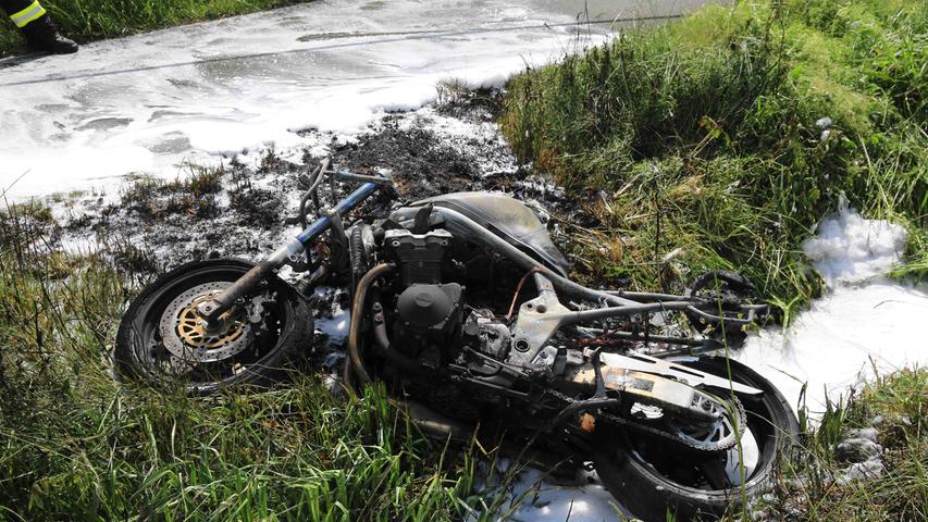 Unfall bei Forchheim: Motorrad flog 80 Meter weit
