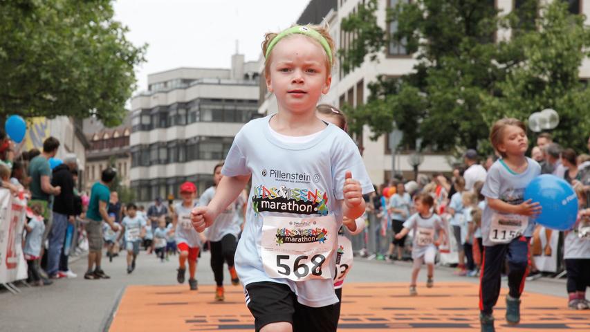 Metropolmarathon in Fürth: Nachwuchsläufer beim Kids-Marathon