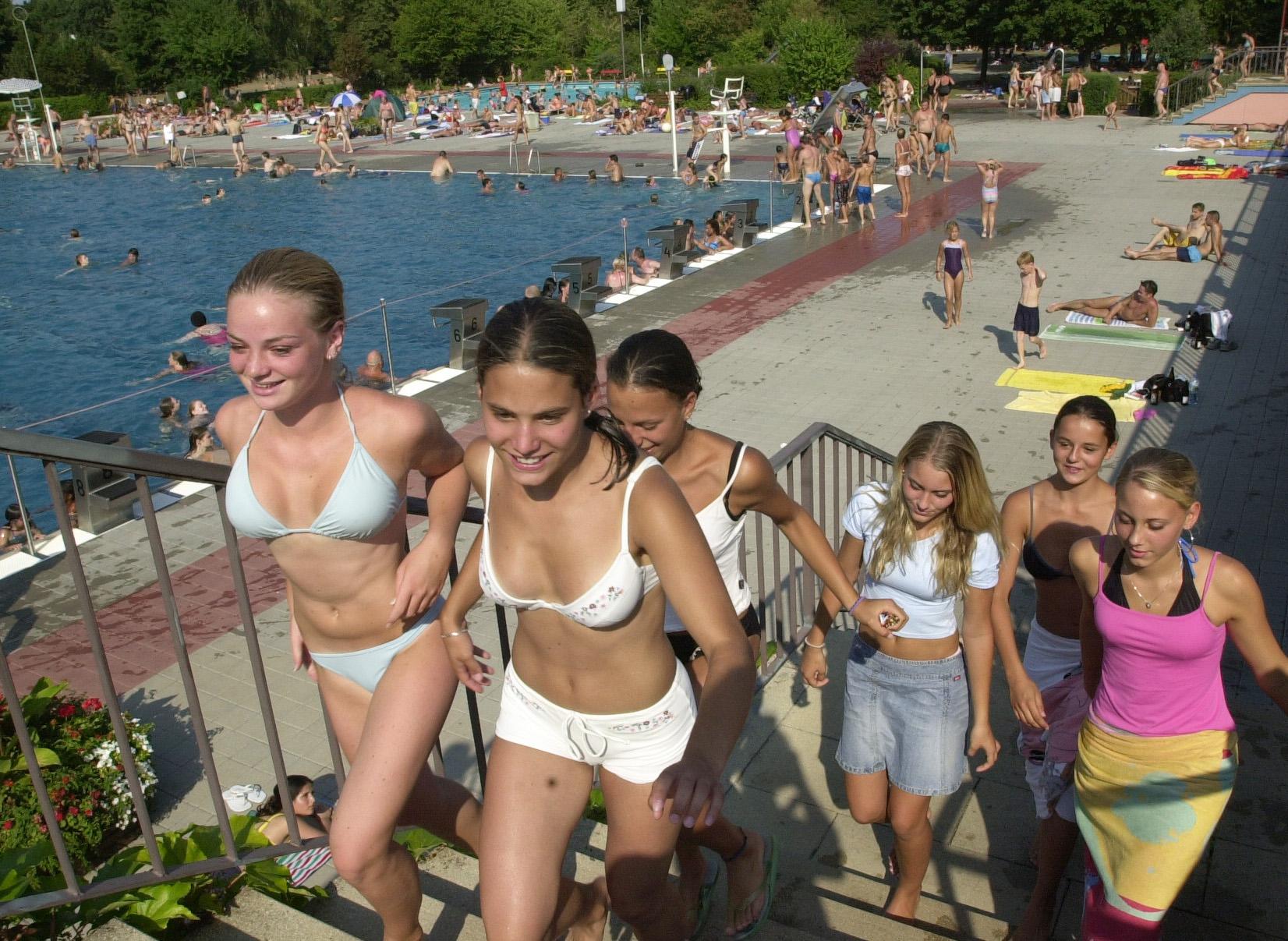 Ganze 71 Sommertage mit Temperaturen von über 25 Grad konnten die Franken in diesem Jahr genießen - und strömten in Massen in die Freibäder.