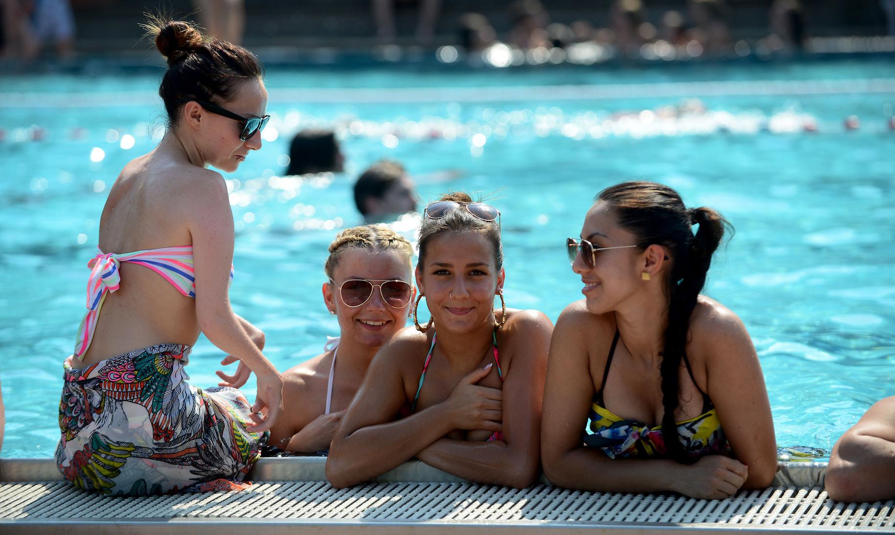 1734 Sonnenstunden gab es in Nürnberg im Jahr 2015, am 5. Juli zeigte die Wetterstation am Jakosplatz einen Allzeitrekord an, nämlich einen Stundenmittelwert von erstmals mehr als 40 Grad.