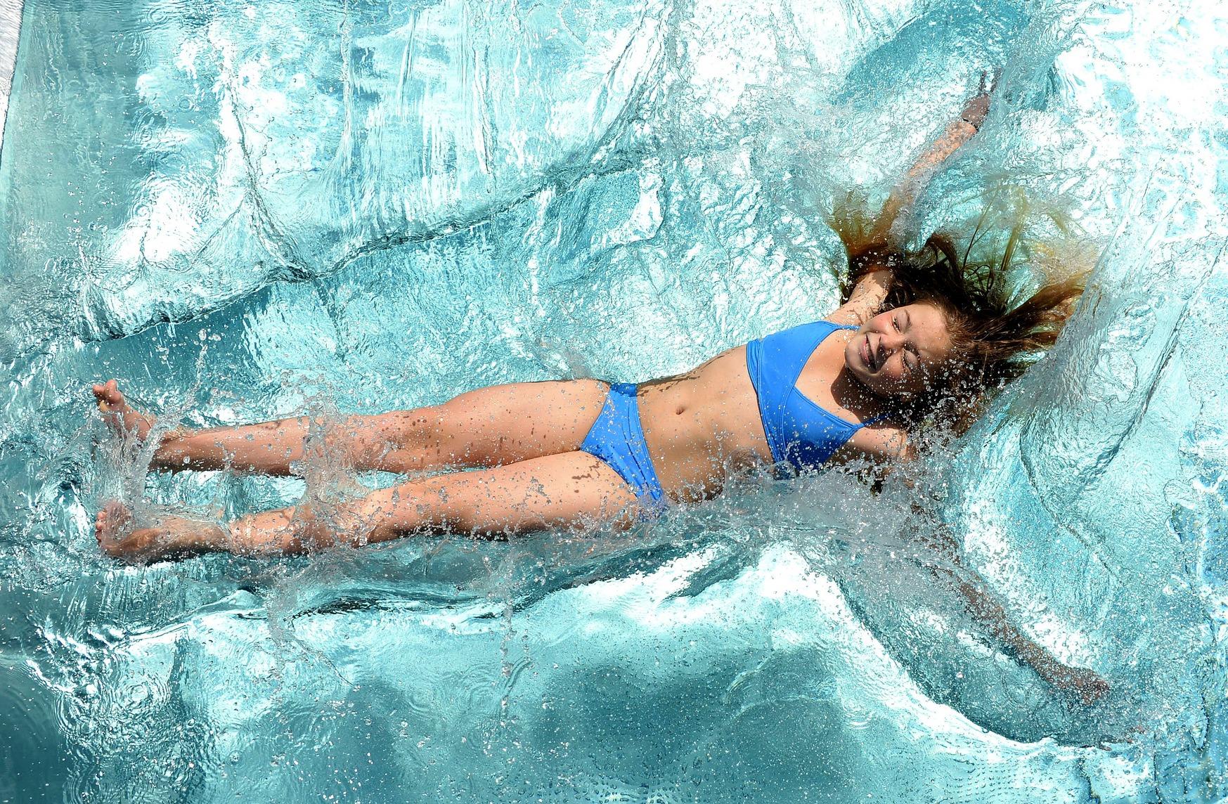 ... hatten die Freibadbetreiber in Nürnberg um Umgebung. Der Sommer 2015 war in Nürnberg der beste seit Gründung des städtischen Eigenbetriebs im Jahr 2004, das Westbad hatte gar die beste Saison seit 20 Jahren. 366.631 zahlende Gäste stürmten auf die Liegewiesen und ins kühle Wasser.