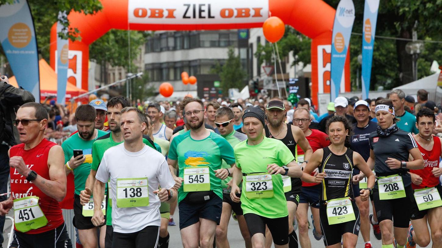Metropolmarathon in Fürth: Marco Schwab gewinnt