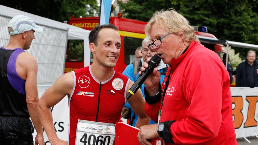 Spitzenathleten und Bürgermeisterstaffel: Der Metropolmarathon in Fürth