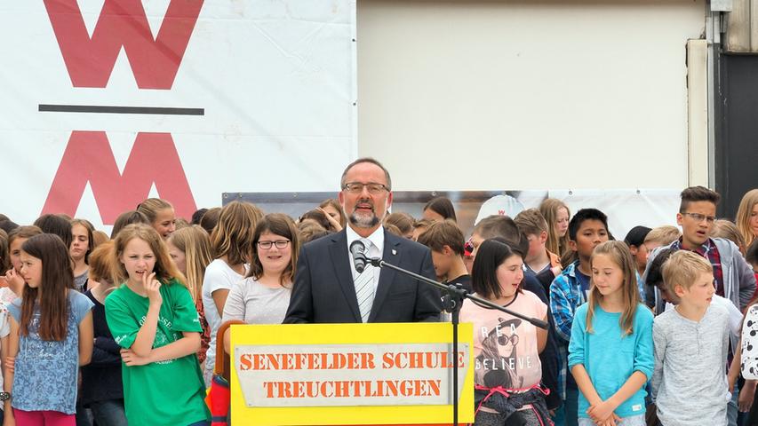 Treuchtlingens Bürgermeister Werner Baum lobte das Konzept der "Sene", die als kooperative Gesamtschule drei Schularten unter einem Dach vereint.