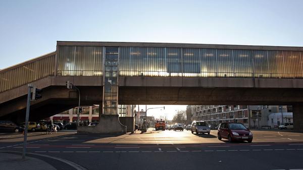 Wer vom Hauptbahnhof in Richtung Fürth fahren will, kommt an der Haltestelle Muggenhof nicht vorbei: 7500 Ein- und Aussteiger pro Tag hat die VAG hier gezählt.