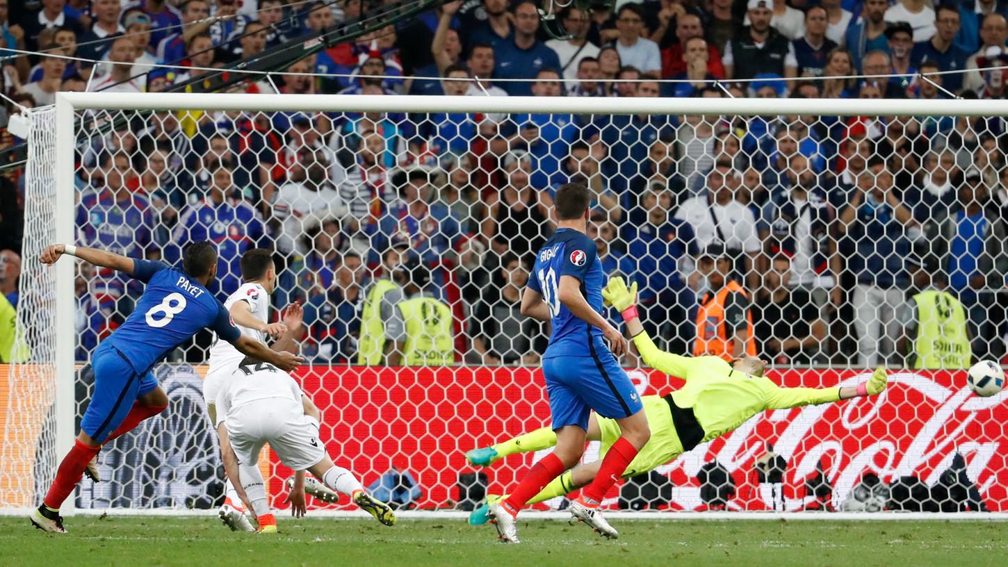 Dimitri Payer weiß, wie's funktioniert: Frankreichs Torgarant erzielte gegen Albanien das 2:0. 
