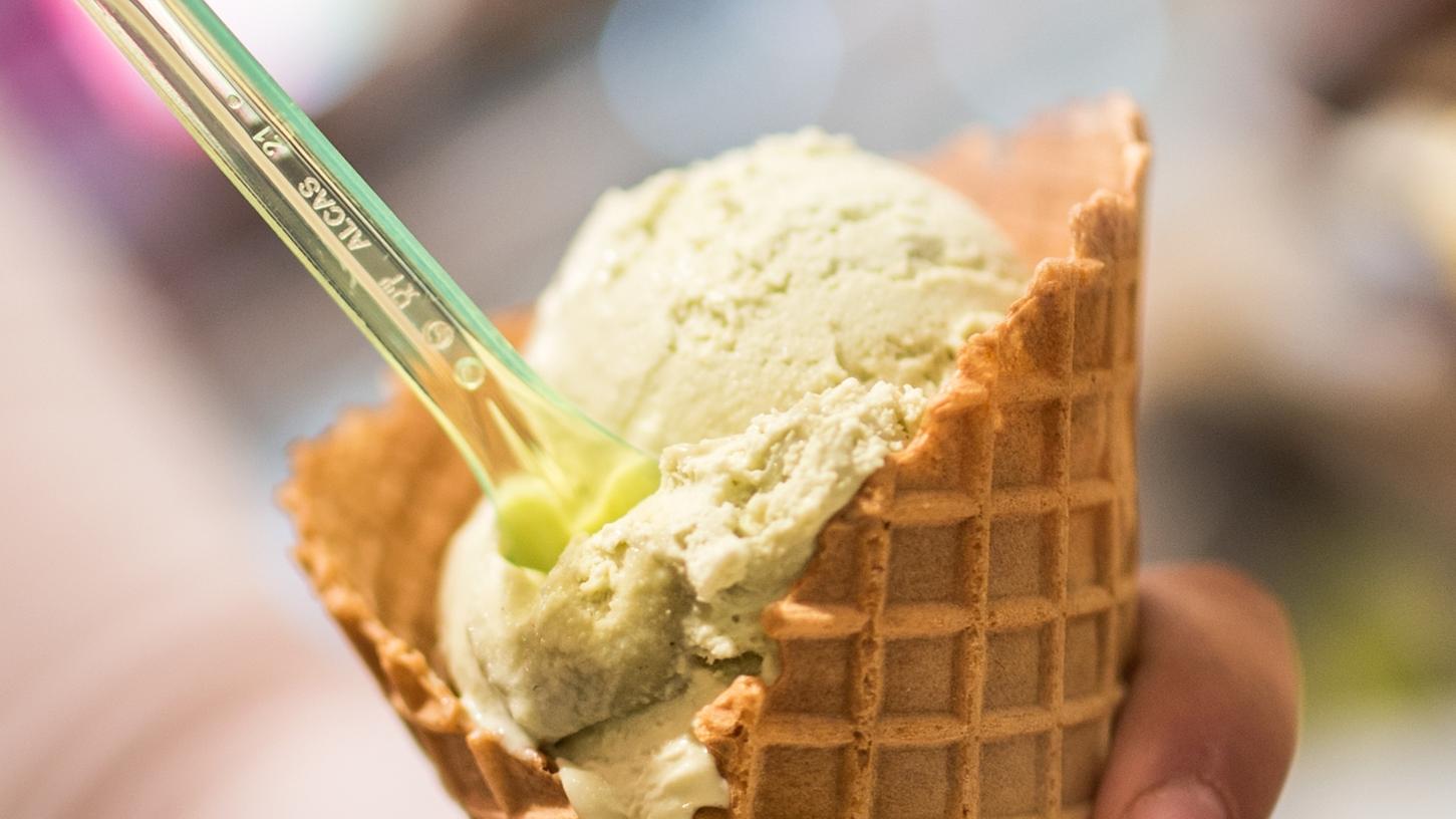 Das bringt der Sommer: Pistazien-Eis und Paint-Back Das bringt der Sommer: Pistazien-Eis und Paint-Back