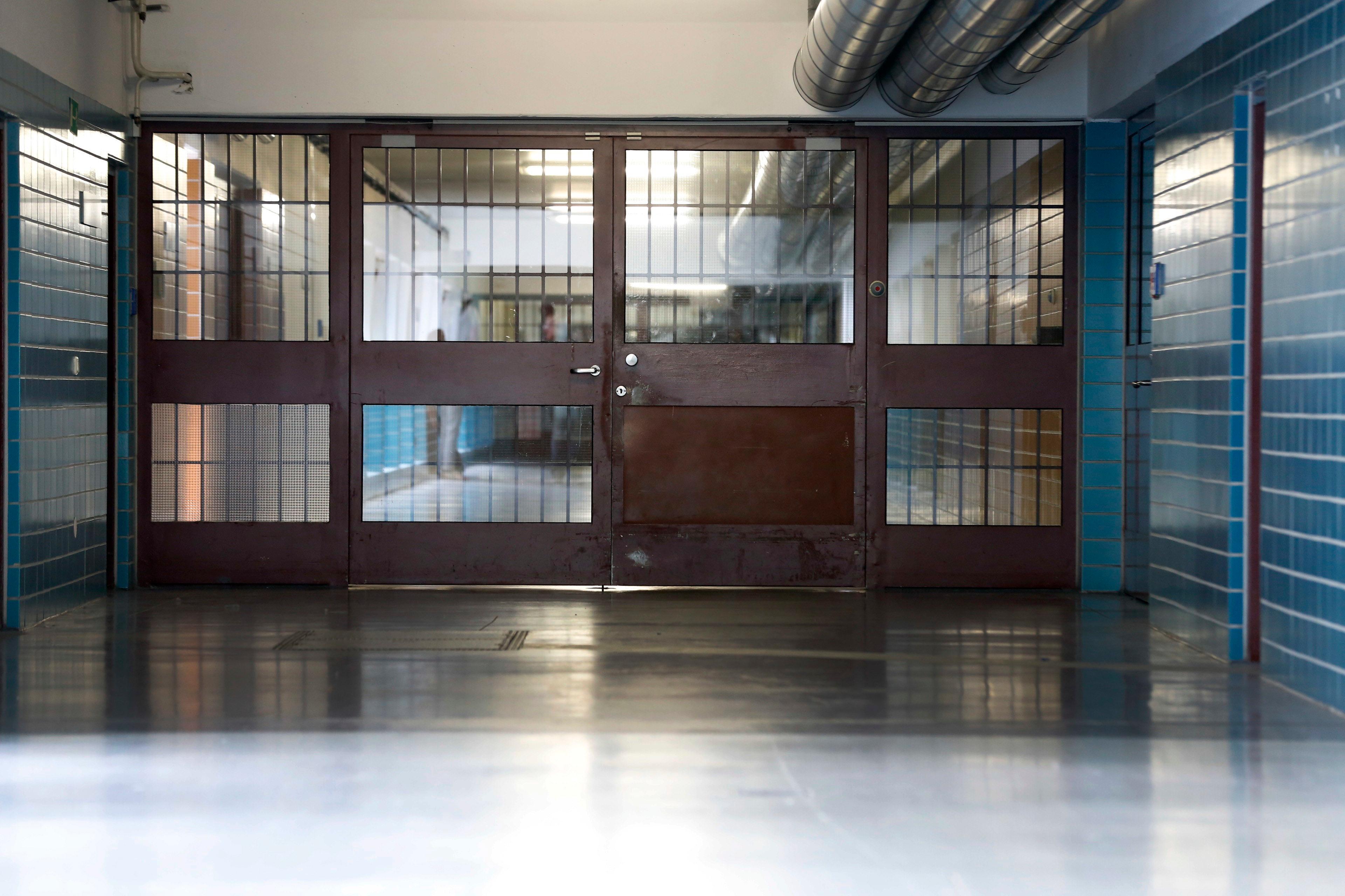 Eine Nürnberger Besonderheit: Dank der Nachbarschaft von Gefäng­nis und Gericht sind die Gebäude unterirdisch verbunden.