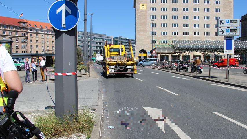 Tödlicher Unfall am Hauptbahnhof: Fußgänger von Lkw erfasst