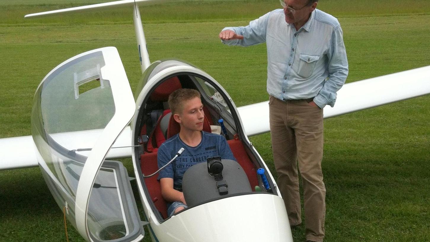 Teenager wird Pilot beim Aero Club Fürth
