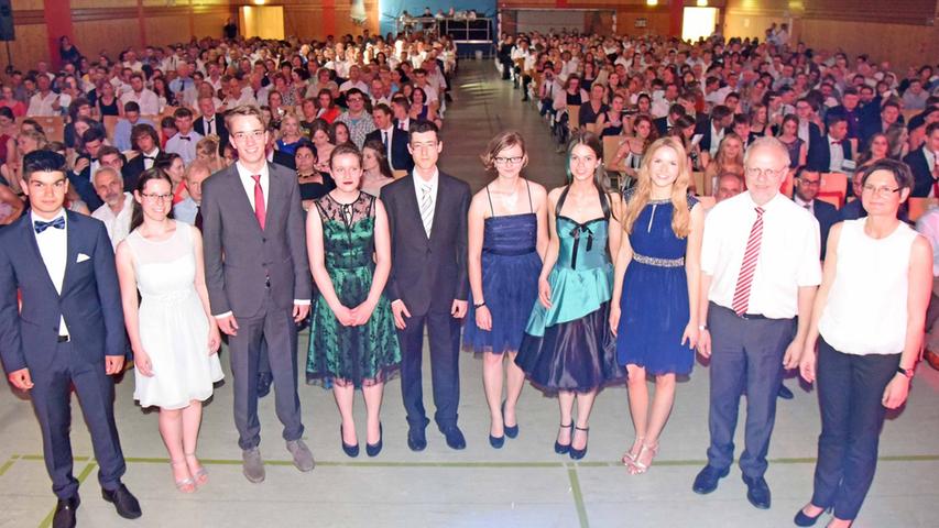 Gymnasium Roth feiert in Rednitzhembach: Ali Döner mit Bestnote