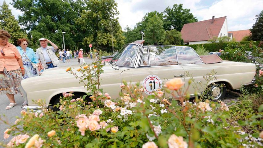 Blubbernde Motoren und spiegelnder Lack: 13. Regensburger Classic Rallye