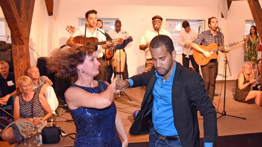 Ritmos Latinos: Schwabach tanzt Tango und Salsa