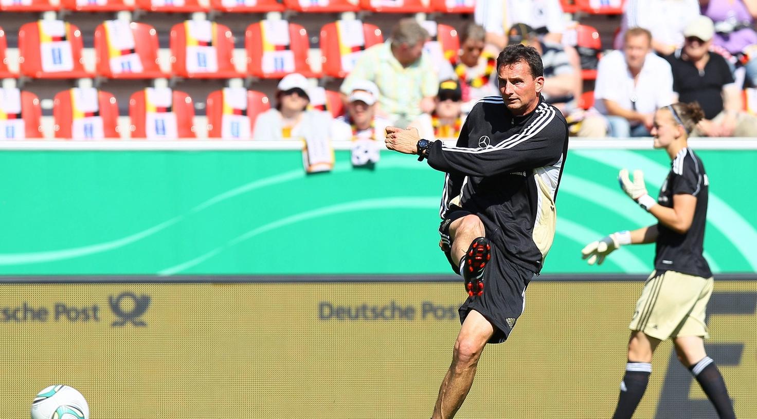 Wird neuer Torwarttrainer beim FCN: Michael Fuchs, bisher für das Frauen-DFB-Team tätig. Wird neuer Torwarttrainer beim FCN: Michael Fuchs, bisher für das Frauen-DFB-Team tätig.