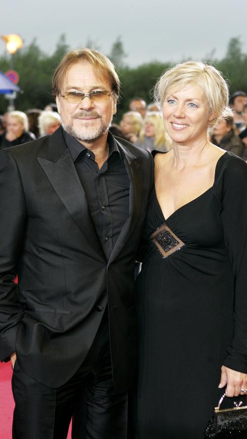 Götz George mit seiner zweiten Ehefrau Marika Ullrich bei der Fernsehpreisverleihung 2007: Mit der Hamburger Journalistin Ullrich war George von 1997 bis zu seinem Tod zusammen. Auch in seinen letzten Stunden soll sie bei dem Schauspieler gewesen sein.