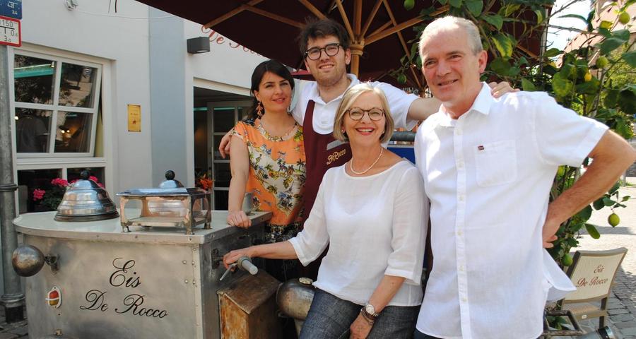 Eiscafé De Rocco in Schwabach feiert 50. Geburtstag
