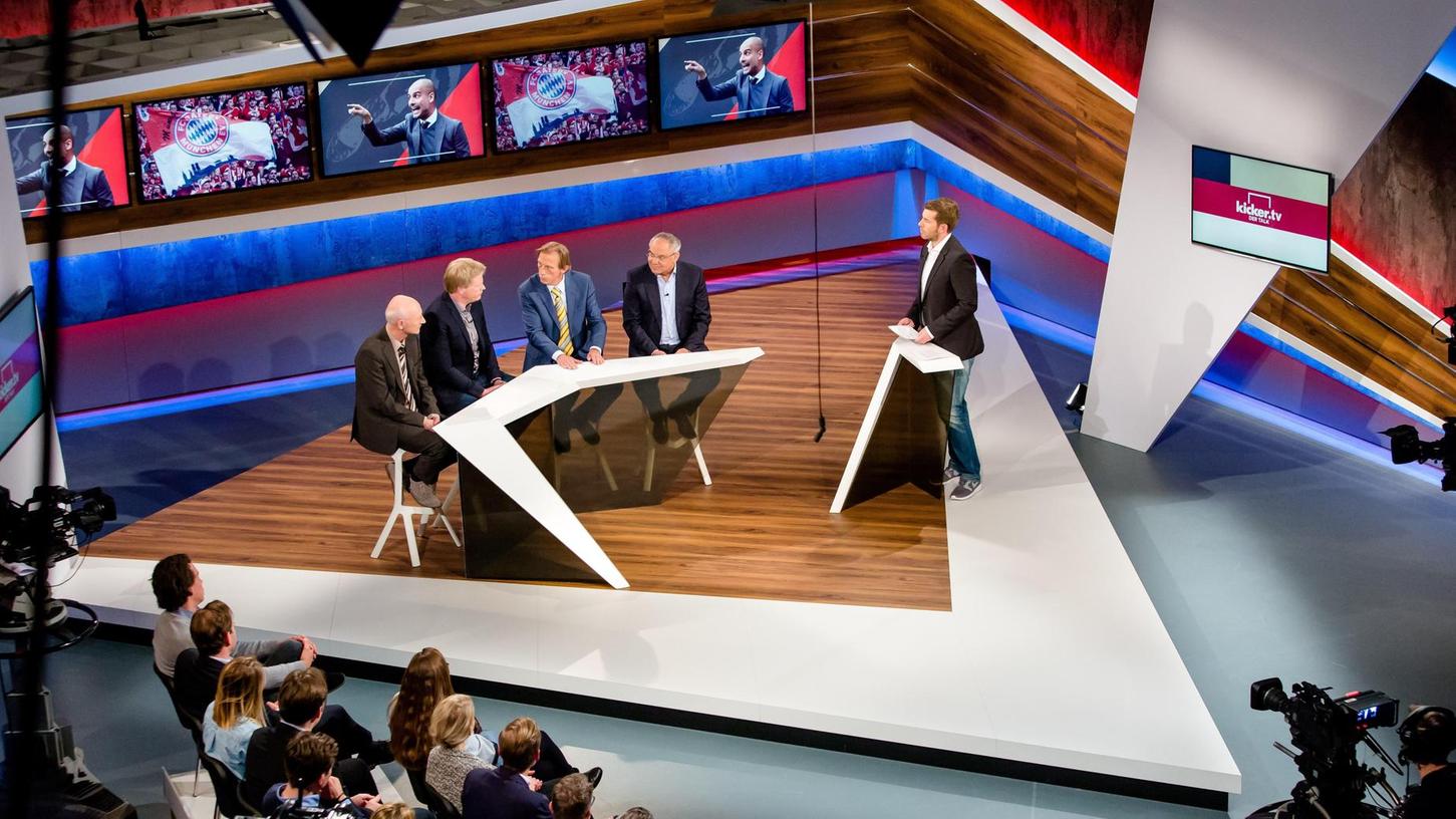 Bei kicker.tv ist alles live - deswegen sind Fehler verboten. Marco Hagemann (rechts) moderiert die neue Sendung des Sportmagazins kicker und des TV-Senders Eurosport.