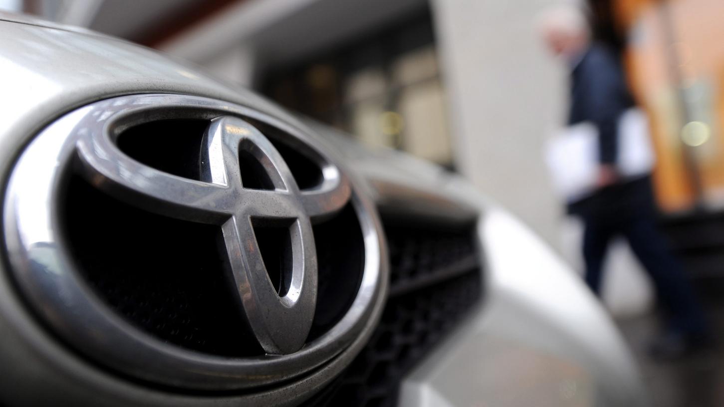 Toyota ruft 1,43 Millionen Autos wegen möglicher Airbag-Probleme zurück.