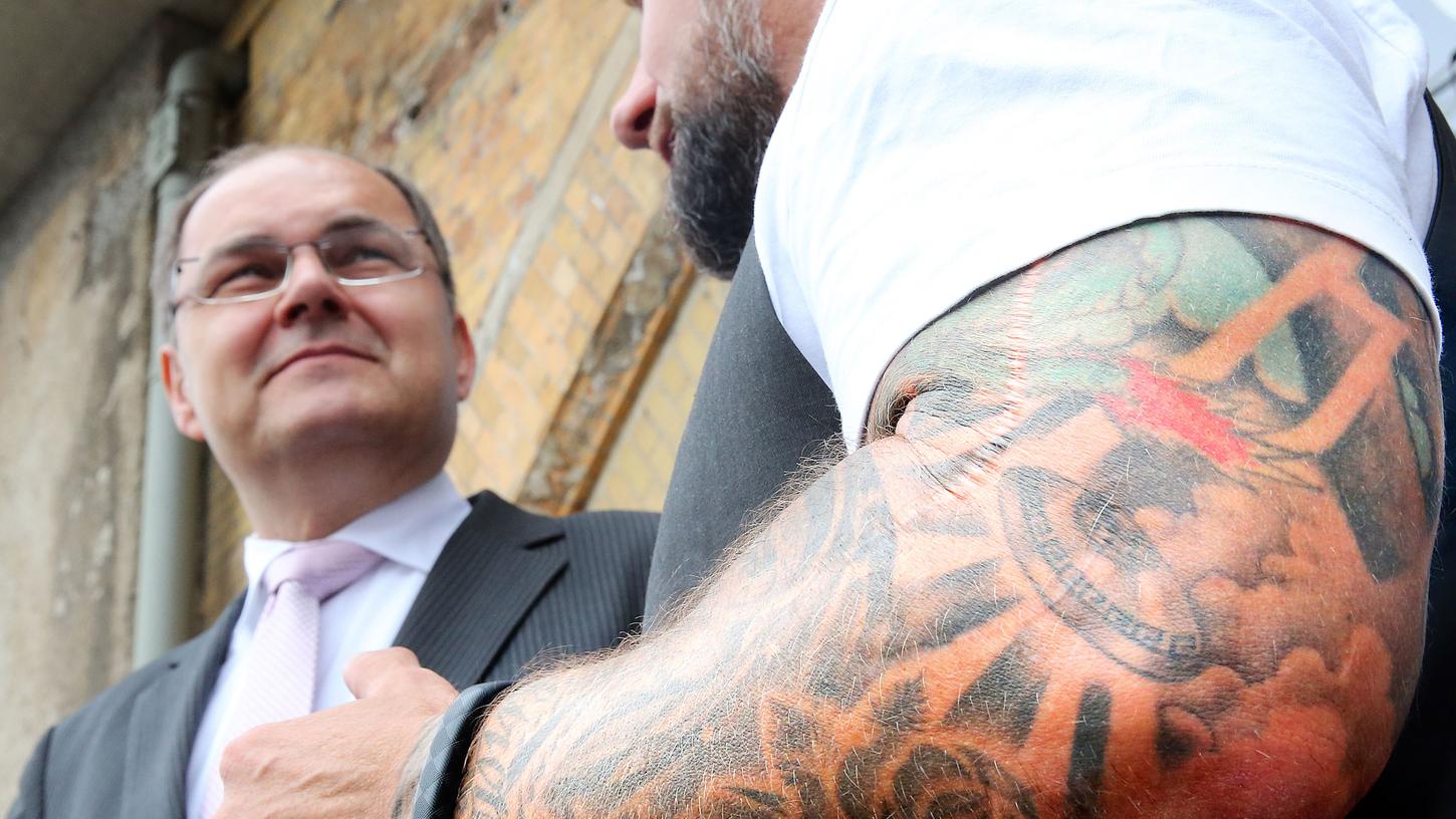 Safer Tattoo: Schärfere Regeln sollen Risiken verringern