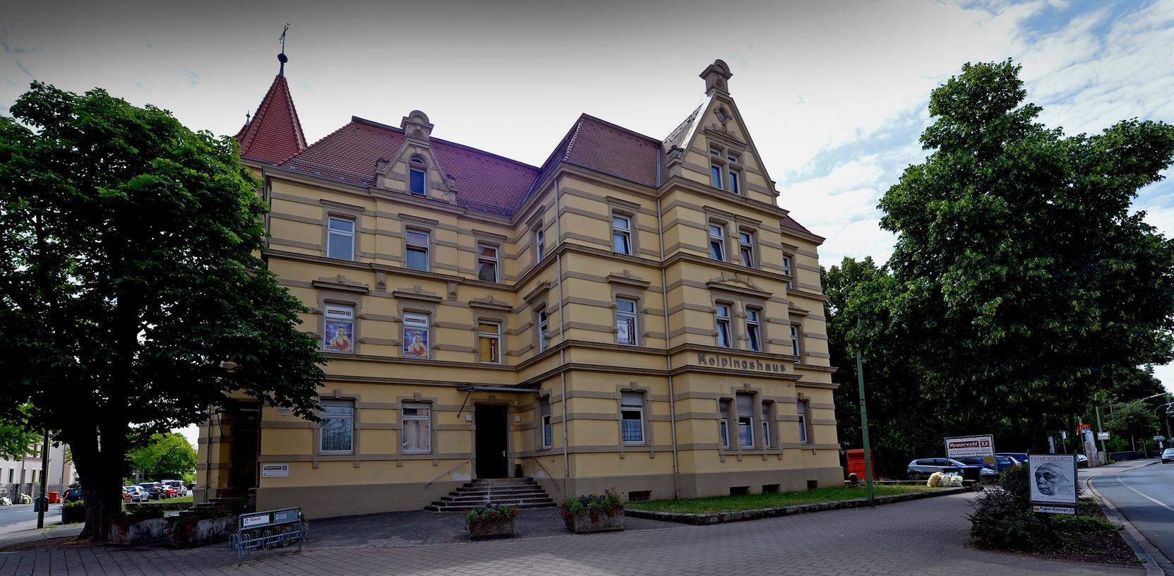 Ein Schritt weiter Ein Schritt weiter