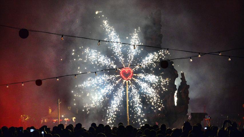 Würdiger Abschluss: Feuerwerk und Show beim Schlossgartenfest