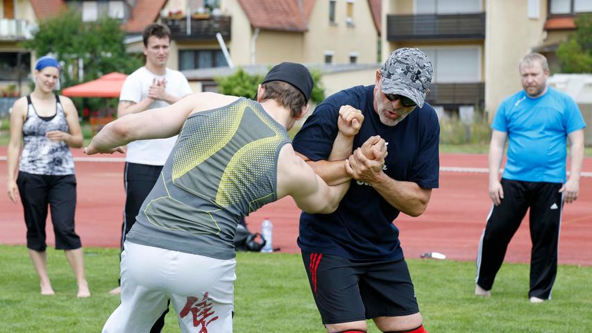 Der Verein Ju Hutsu Herzogenaurach hat bei seinem Kampfsport-Event "Out" eine große Palette von Disziplinen präsentiert.